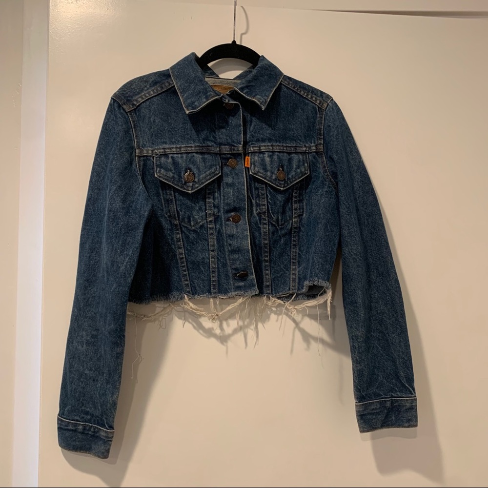 VINTAGE Cropped Levi’s Jean Jacket